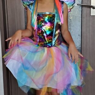 夢カワ♡　2022年ハロウィン★ユニコーン★コスプレ★　小学生女の子　着てみたよ★