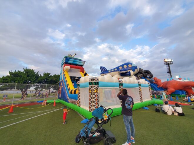 在日米軍横須賀基地フレンドシップデーのジャンボジェット全景