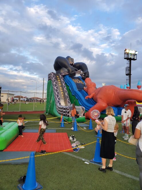 在日米軍横須賀基地フレンドシップデーのビッグコングスライダー