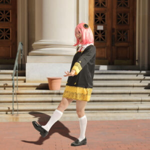 アーニャ　Lサイズ　側写真