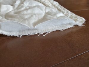 キルティング生地の断面図